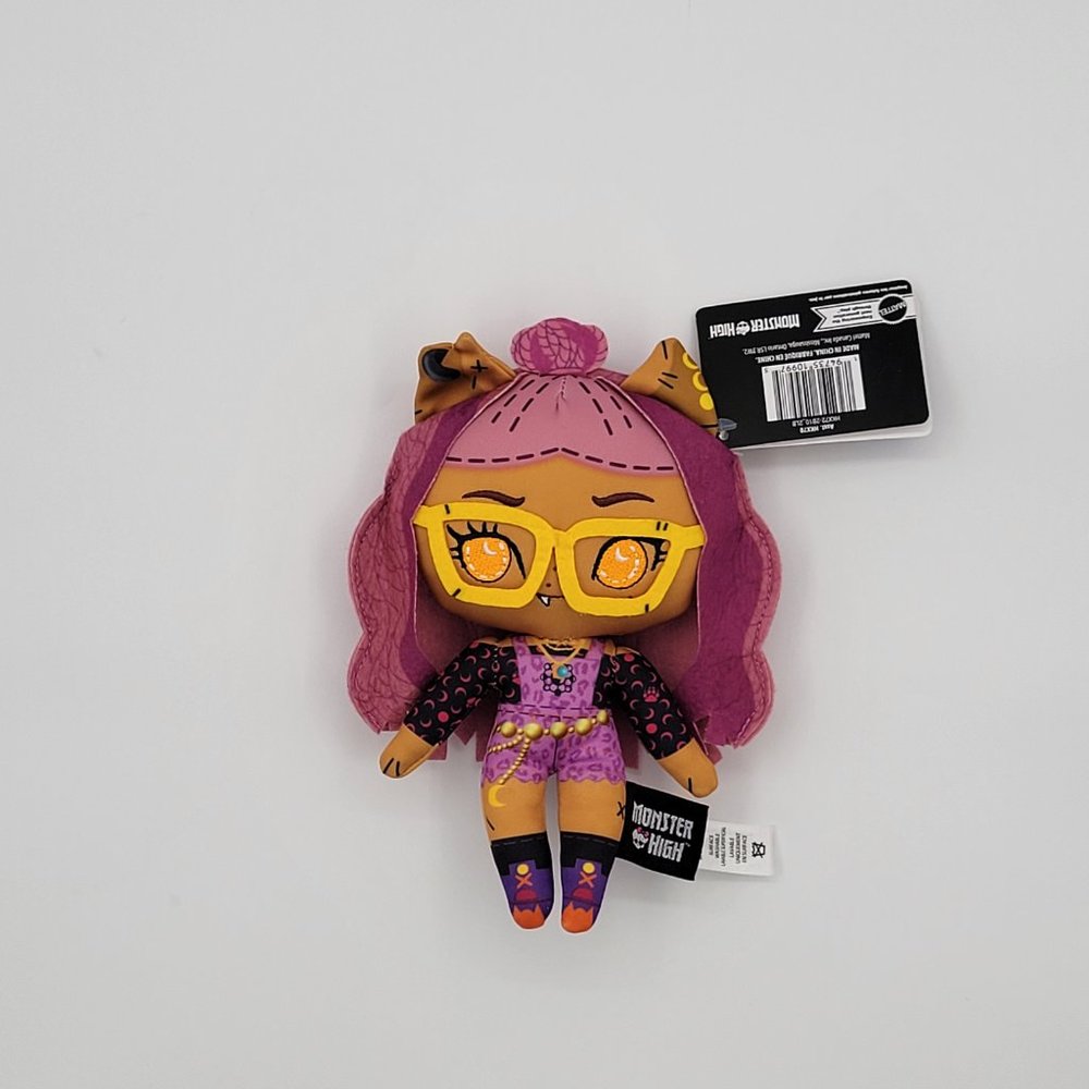 Monster High  Draculaura  7” Talking Plush